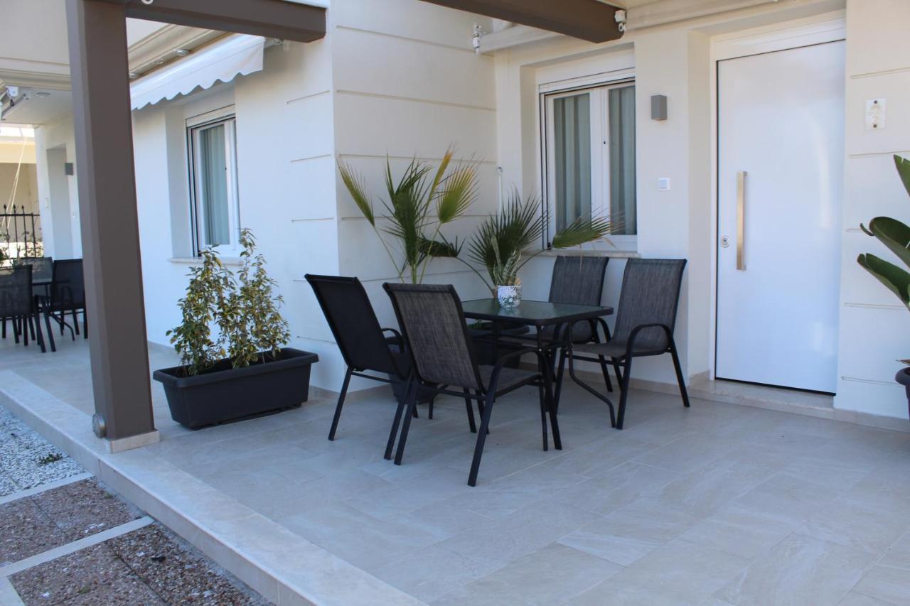 Saan Luxury Living Apartamento Nea Kallikrateia Exterior foto